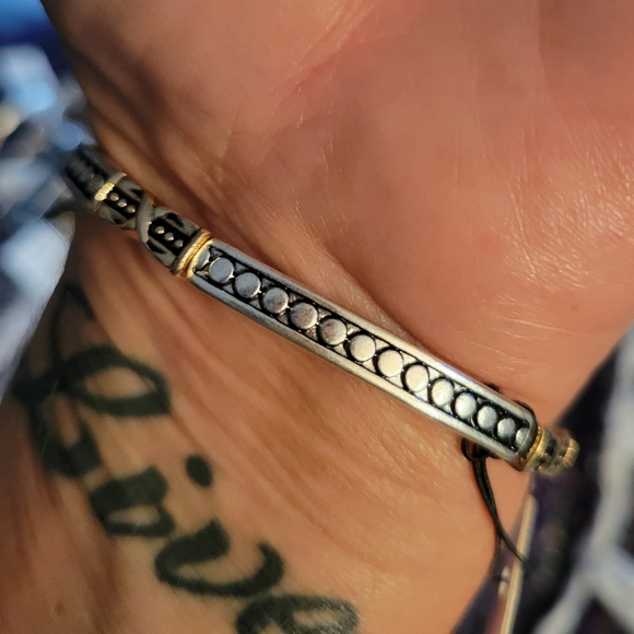 NWT Howards stretchy silver and gold tone bracelet - Picture 4 of 4